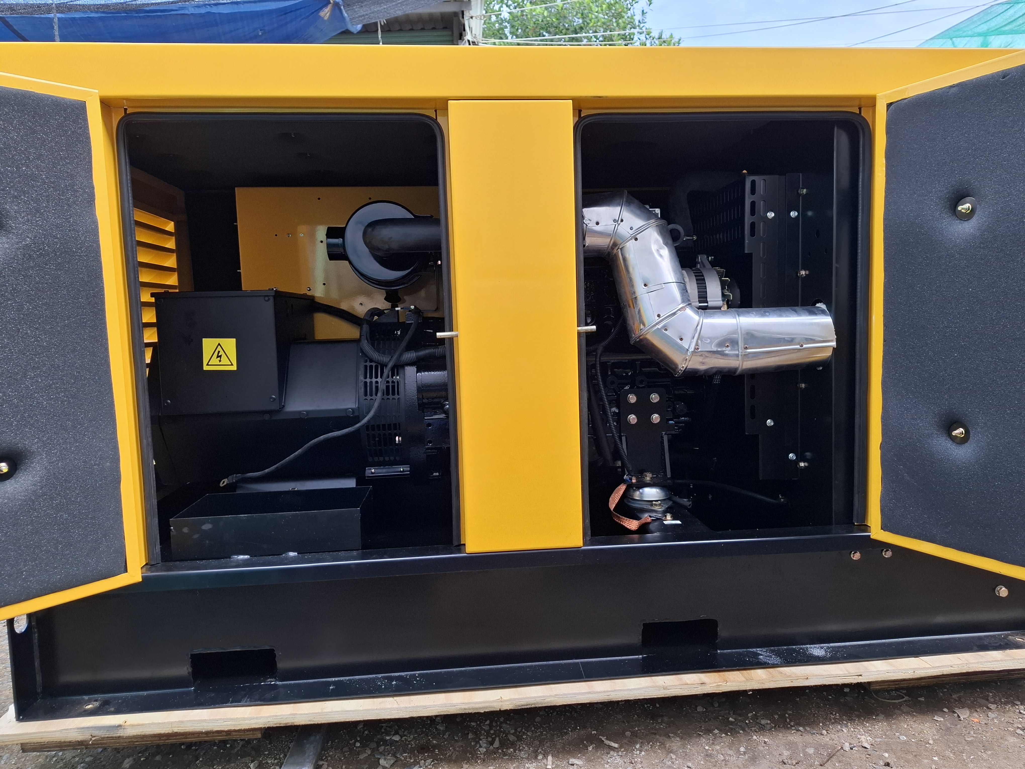 Hình ảnh máy phát điện Cần Thơ 20240830 082037